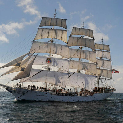 Timeline: barco de vela