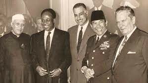 La tercera vía los países no alineados (1961)