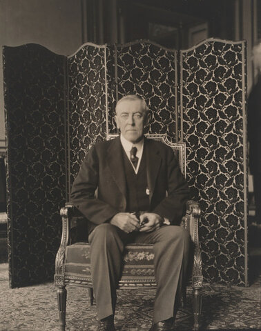 first person to see film in white house