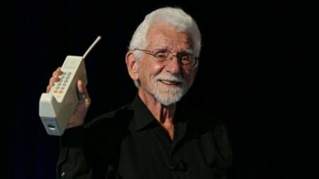 Primer servicio de telefonía móvil