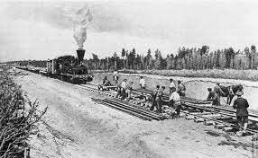 Comienza la construcción del ferrocarril transiberiano