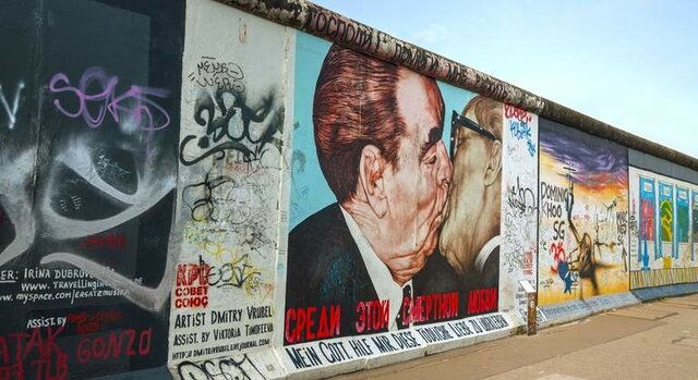 Fall of the Berlin wall, Germany is together again