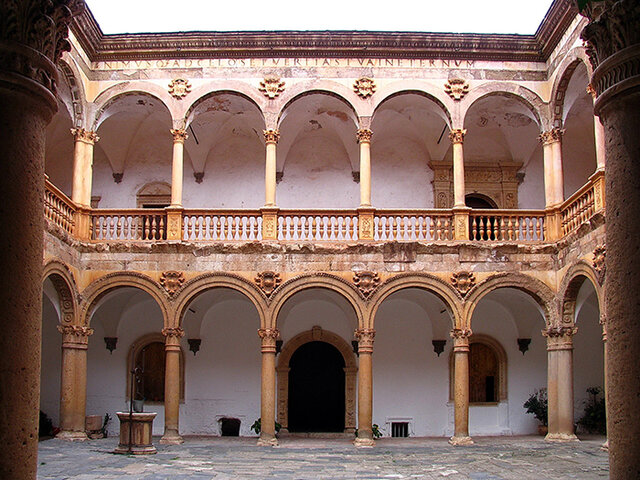 Castillo de la Calahorra, Lorenzo Vázquez