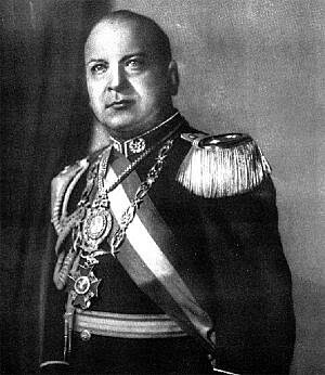 GUALBERTO VILLARROEL LÓPEZ