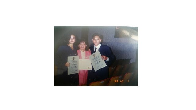 1 Diciembre de 1995.   Culminación estudio y graduación de Bachiller