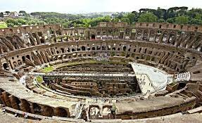 CONSTRULLEN EL COLISEO