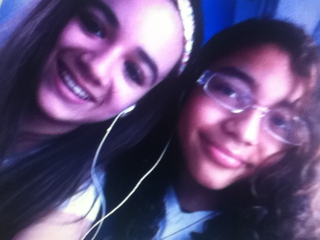 Gaby e Raquel se conhecem