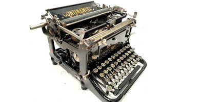 Máquina de escribir eléctrica.