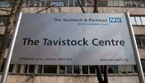 Inglaterra, los centros de trabajo clínico para la familia