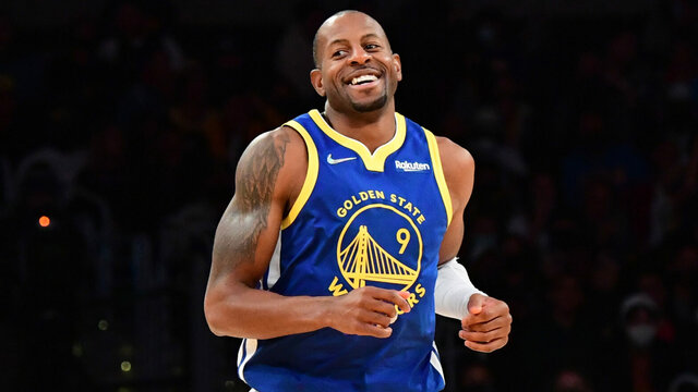 Andre Iguodala Returns to the Team