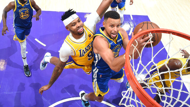 Warriors Open 2021-2022 Season with Win over Lakers