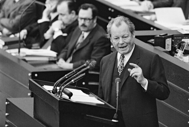 (DE) Election de Willy Brandt au Bundestag