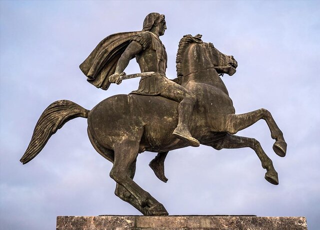 Alexander the great reaches Jerusalem