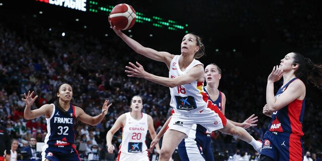 2 de febrero de 1893 Baloncesto femenil.