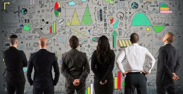 Los primeros egresados se convertirian en emprendedores