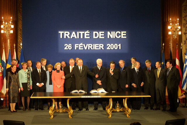 (EU) Signature du traité de Nice