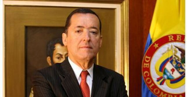 T-051 2011  JORGE IVAN PALACIO PALACIO