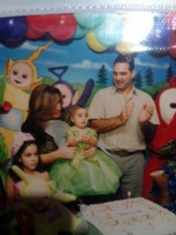 minha irmã fez 1 ano- Thais