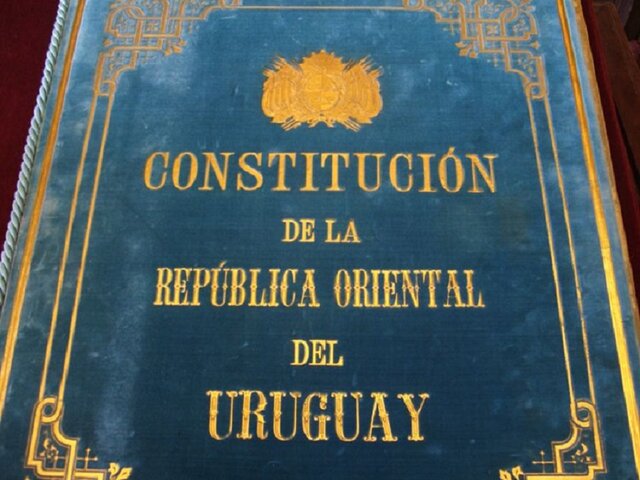 PRIMERA CONSTITUCIÓN PROCLAMADA