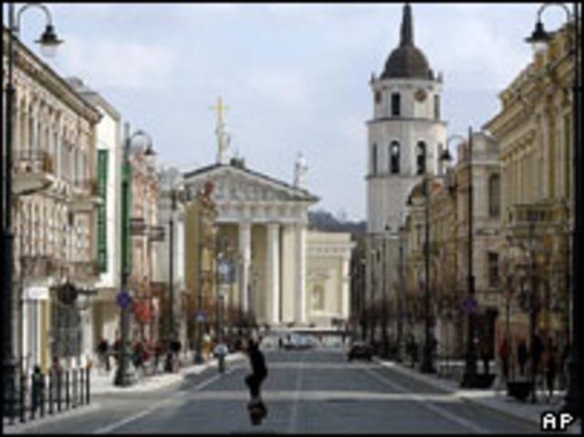 Family moved to Viluius