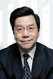 Kai-Fu Lee