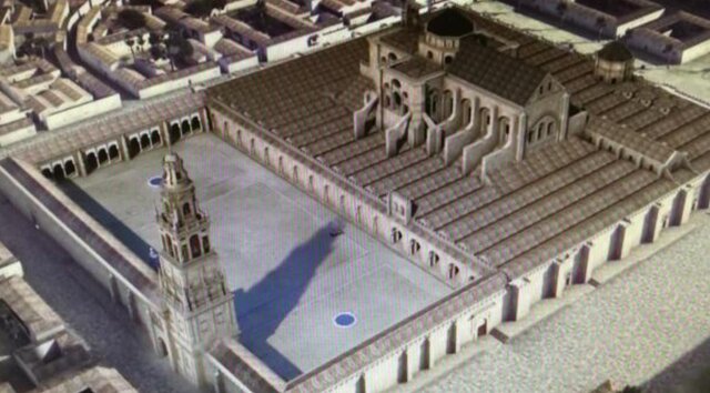 Se inicia la construcción de la mezquita de Cordoba