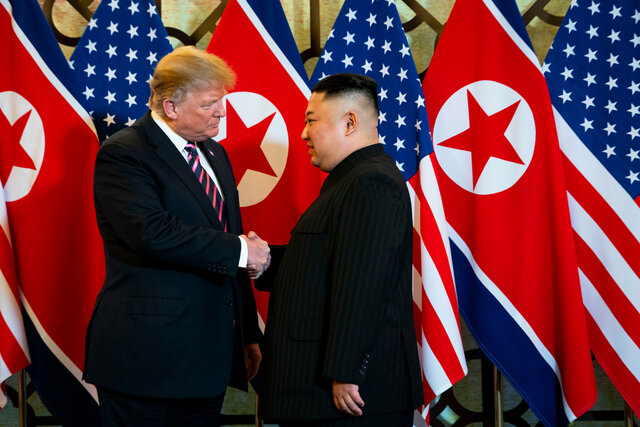 Trump meets with North Korean leader