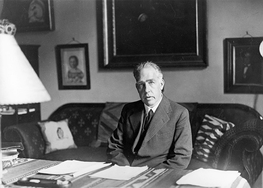 The Hisotry of Niels Bohr (Video)