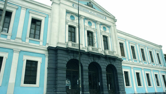 Se funda el colegio Nuestra Señora de Guadalupe