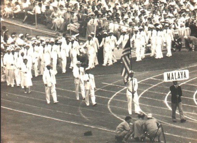 Cortina d'Ampezzo Winter Games/Melbourne Summer Games