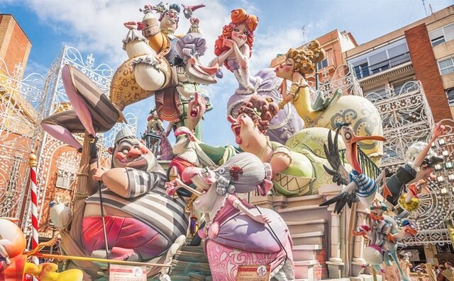 LES FALLES DE VALÈNCIA