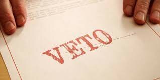 Vetoes illiteracy ban
