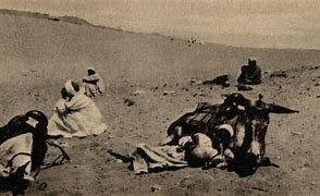 Arabs and Berber traders travel across the saharah