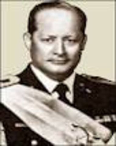 El golpe de Estado del 30 de marzo 1963 representó la adopción del modelo contrainsurgente que se consolidó durante el Gobierno de Julio César Méndez Montenegro (1966-1970) a través de un pacto secreto entre el alto mando del Ejército y el nuevo Gobierno.