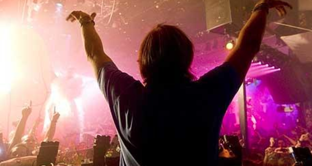 Spinning live dj sets around the world