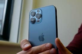 iPhone 13