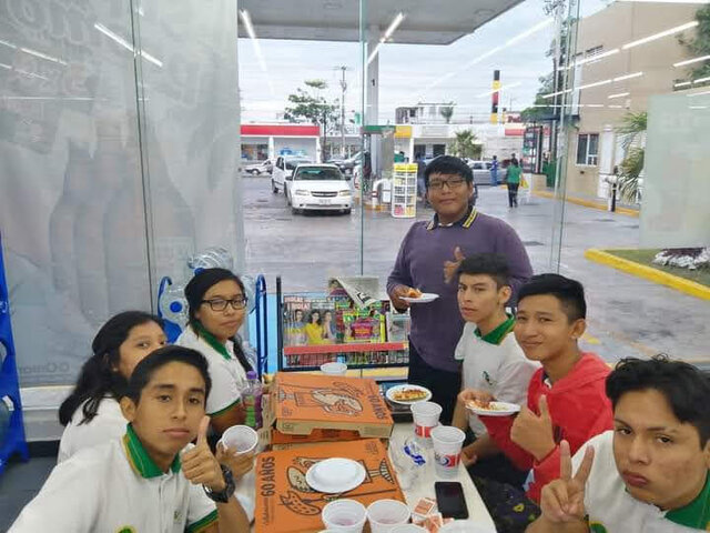 Reuniones con amigos (Odalis)