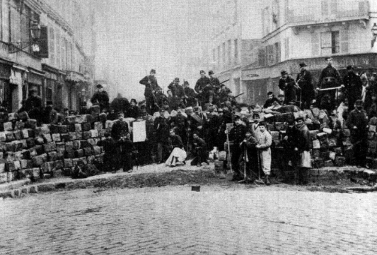 Surge “la Comuna” de París.