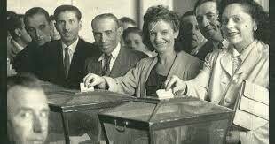 Dones poden votar a Espanya