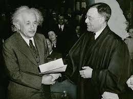 Einstein Recived the Novel Reward