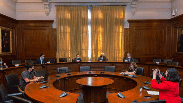 DISCUSIONES RECTORALES