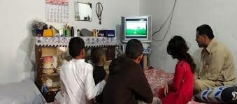 Uso de la Radio y la Televisión en Educación.