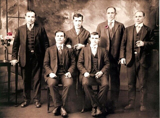 John Doherthy funda la Asociación Nacional para la protección del trabajo