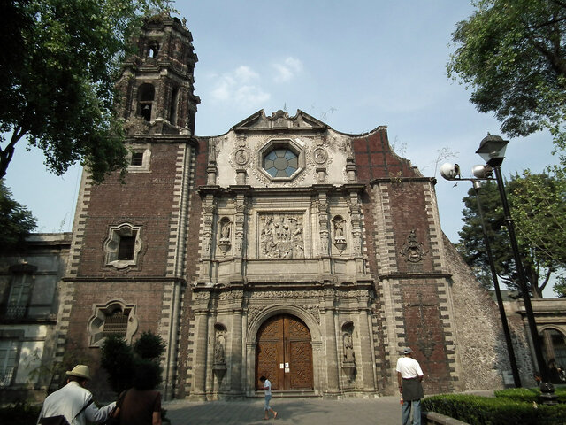 IGLESIA DE SAN FERNANDO
