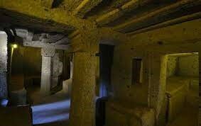 Tumba de los Capiteles en Caere