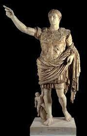 Agust de prima porta.