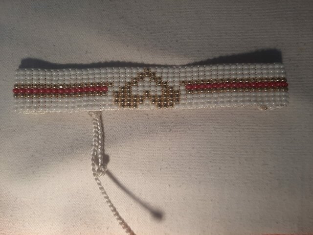 manilla en mostacilla checa