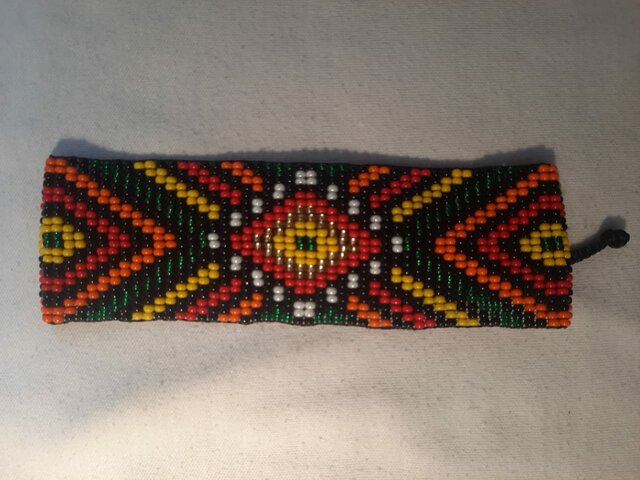 manilla en mostacilla checa