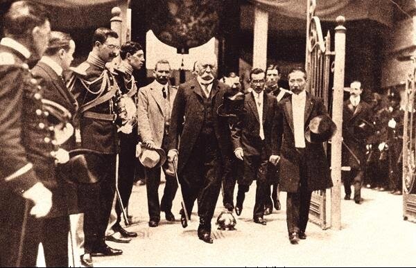 Firma de tratado comercial con Japón