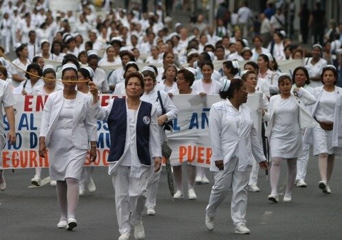 Evolución legal y gremial de la enfermería.  Se consagró a la Asociación de Enfermeras Visitadoras como sindicato.